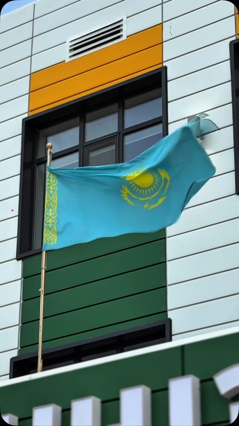 ОҚУ-АҒАРТУ МИНИСТРІ ЖАЙЛЫ МЕКТЕБІМІЗБЕН ТАНЫСТЫ ҒЫЛЫМҒА ҚҰМАР БАЛАЛАР. ЗАМАНАУИ ИНФРАҚҰРЫЛЫМЫ&hellip;