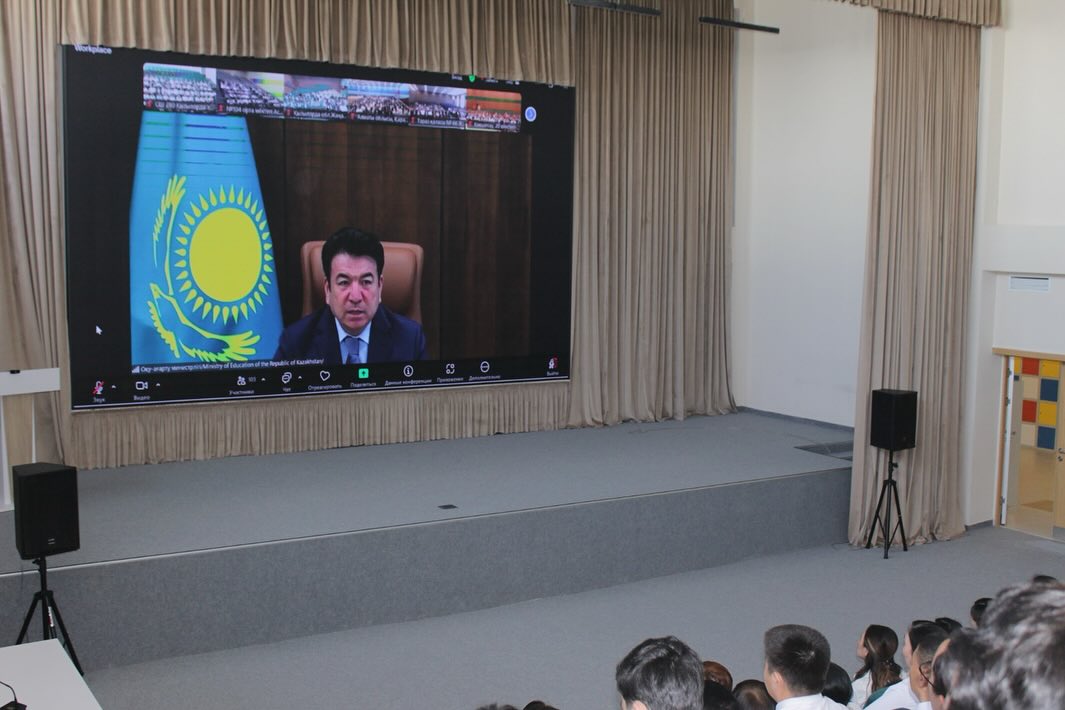 📢ЖАЙЛЫ МЕКТЕБІМІЗДІҢ ҰСТАЗДАРЫ ҚР ОҚУ-АҒАРТУ МИНИСТРІ ҒАНИ БЕКТАЙҰЛЫМЕН КЕЗДЕСТІ. 📍&hellip;