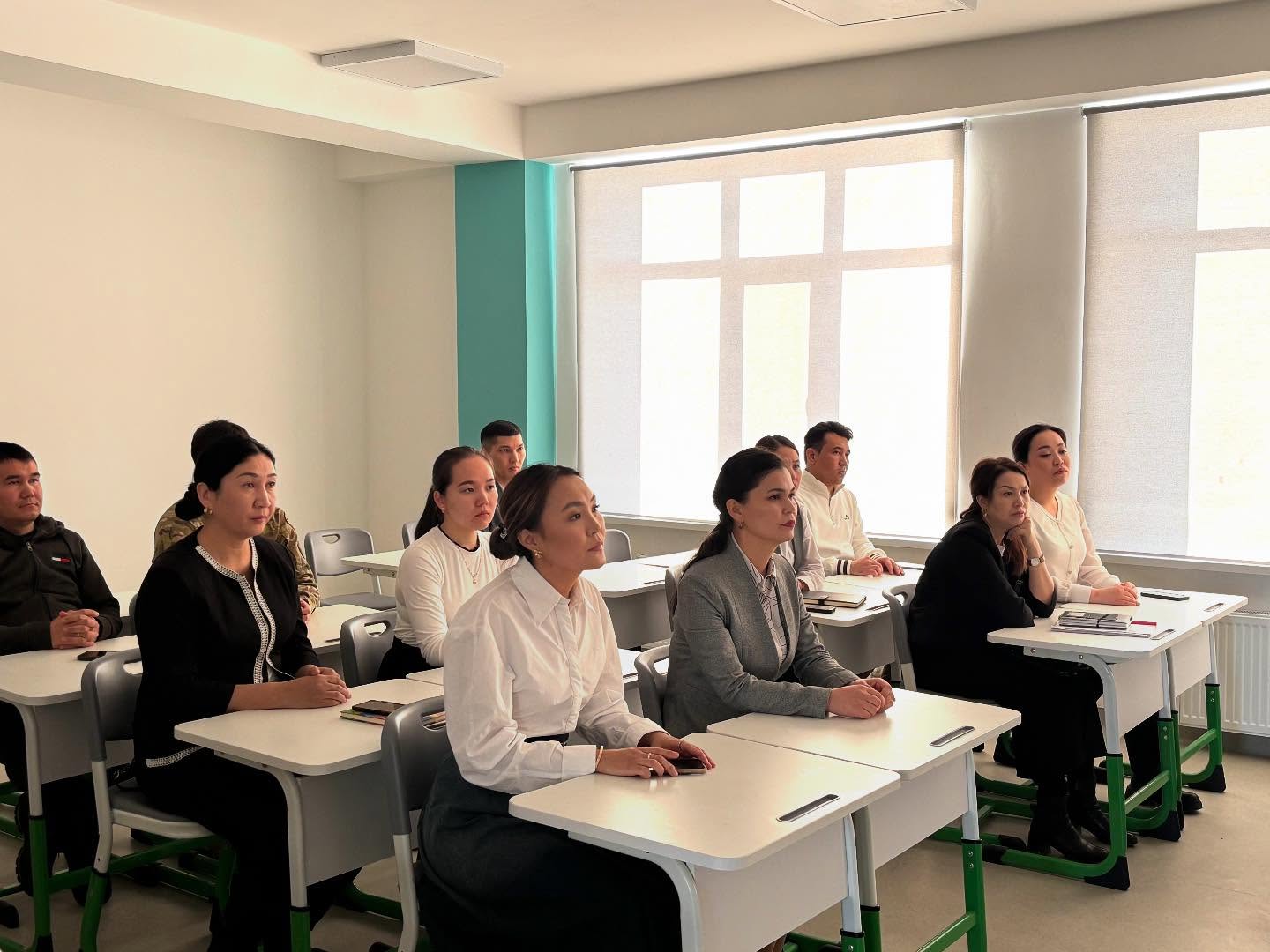 👩🏻‍🏫«USTAZ» фильмі 🏫Ұстаз – қай заманда да қадірлі, қасиетті тұлға.&hellip;